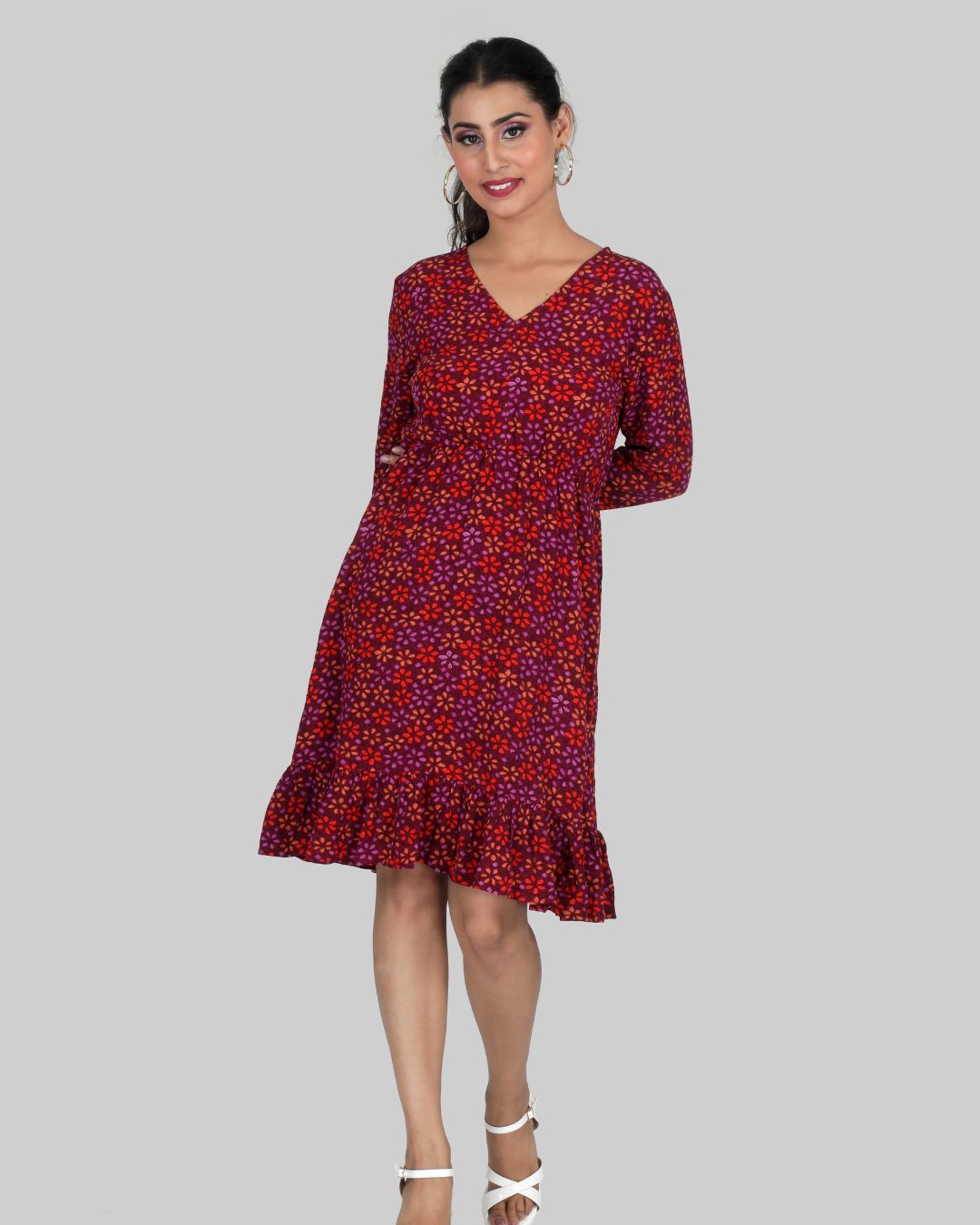 V Neck Dress in Ditsy Flower print (Copy)